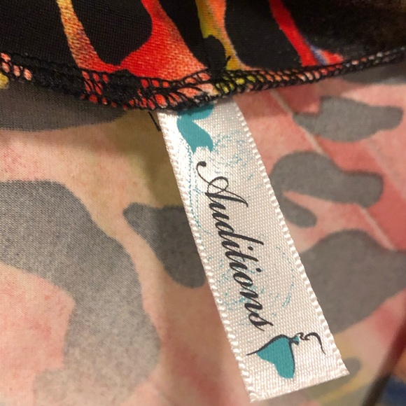 Bright Animal Print Romper - Picture 3 of 5